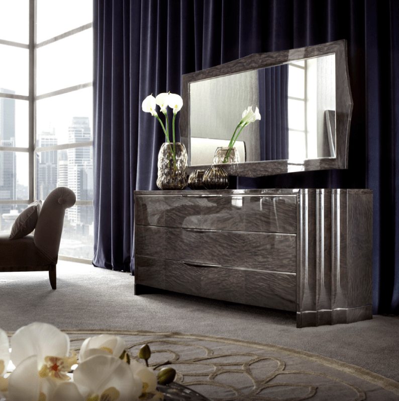 Bedroom — Lloyd Bruce Home